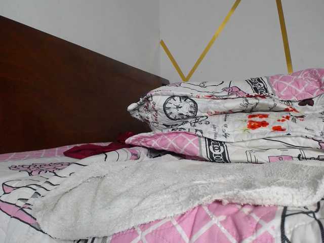 Camila-sex live cam on BongaCams
