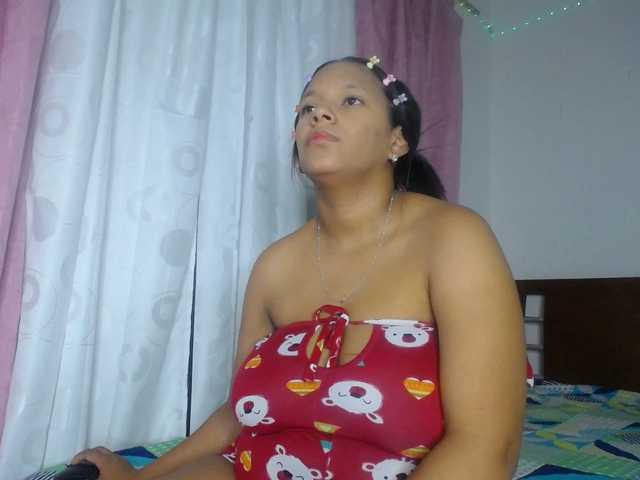 Camila-sex live cam on BongaCams