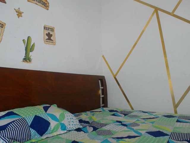 Camila-sex live cam on BongaCams
