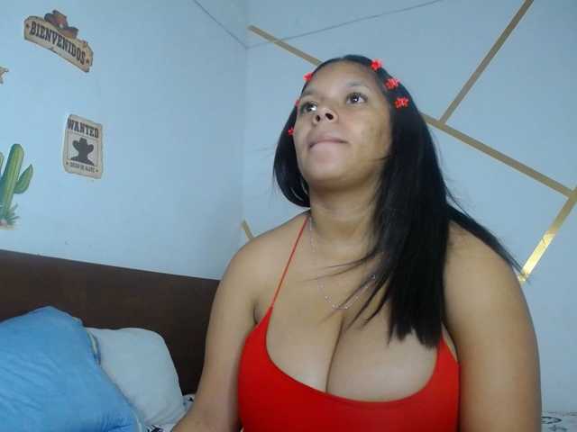 Camila-sex, en directo ahora en BongaCams