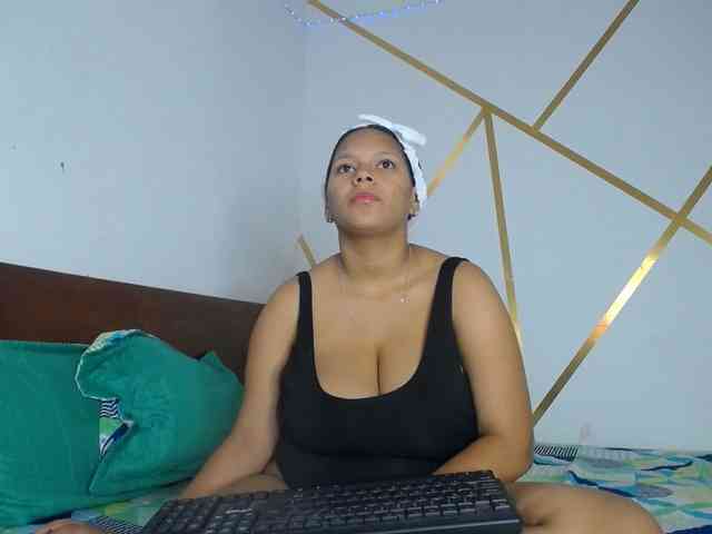 Camila-sex webcam