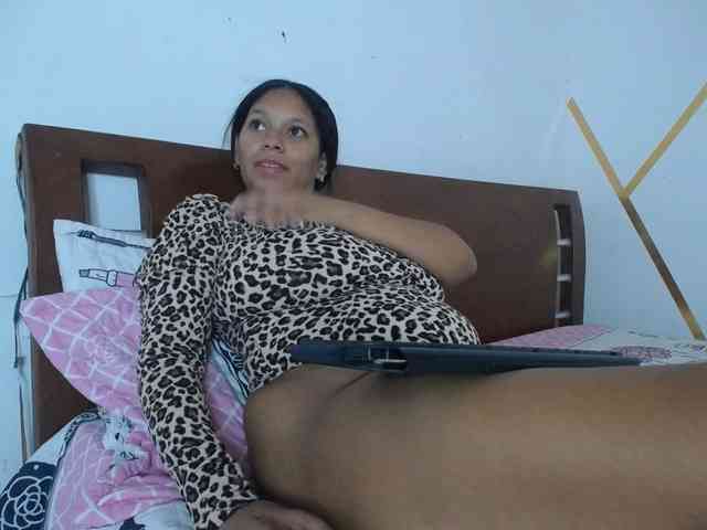 Model: Camila-sex
