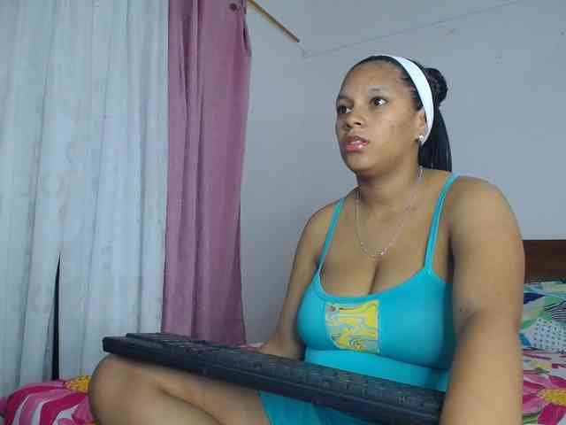 Camila-sex webcam
