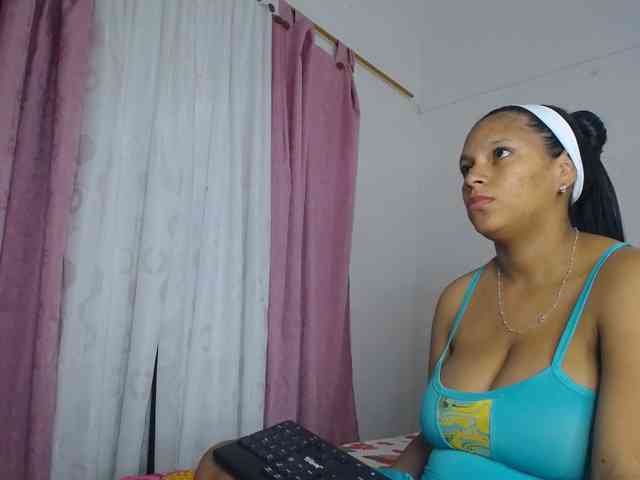 Camila-sex webcam
