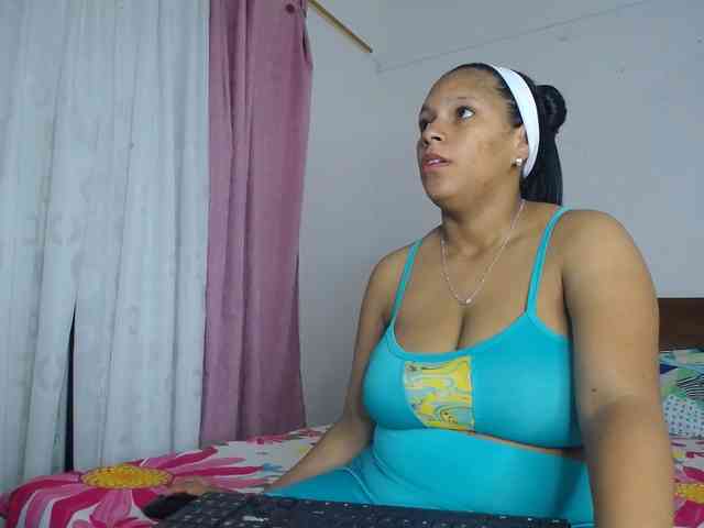 Camila-sex webcam
