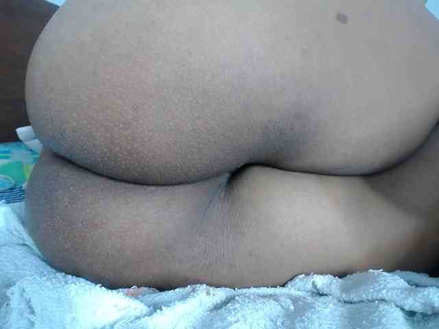 Model: Camila-sex