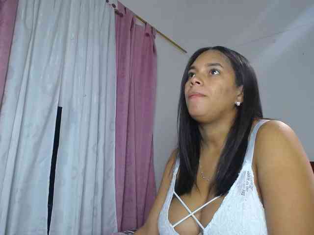 Model: Camila-sex