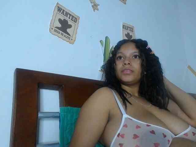 Camila-sex webcam