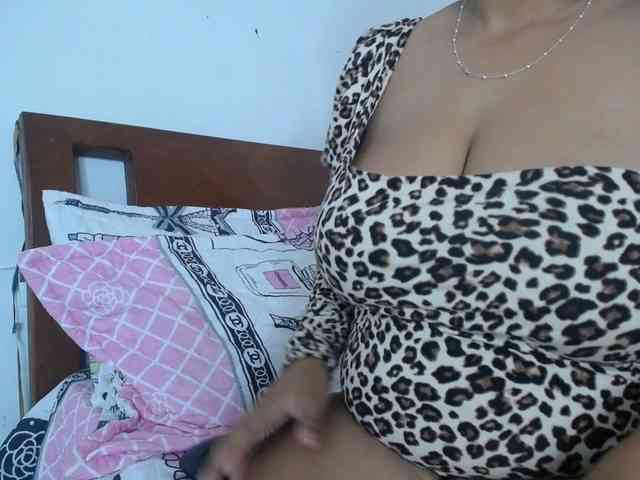Camila-sex webcam