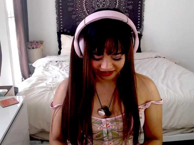 enticeyou live cam on BongaCams