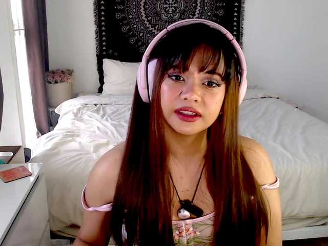 enticeyou live cam on BongaCams