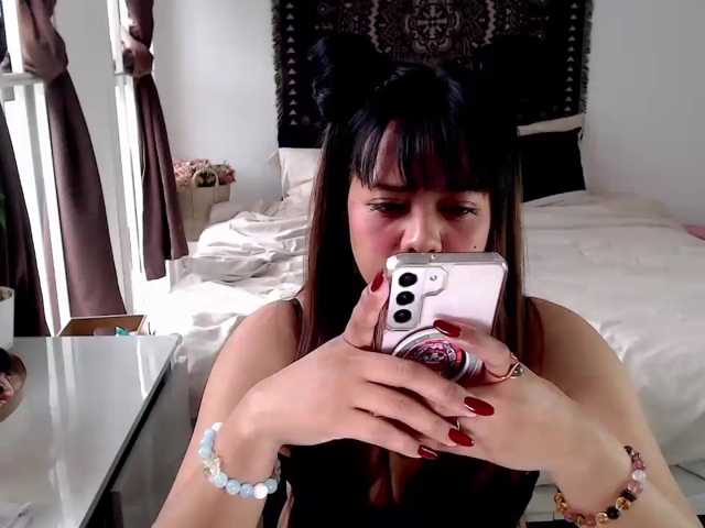 enticeyou, en vivo ahora en BongaCams