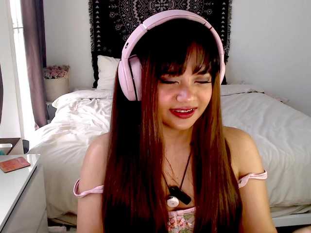 enticeyou live cam on BongaCams