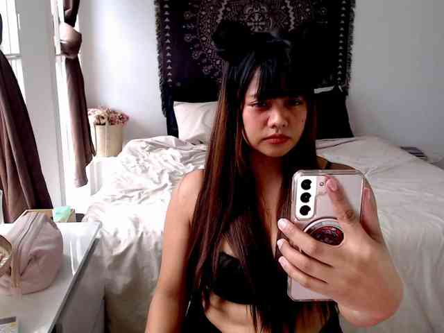 MyAsianWaifu webcam