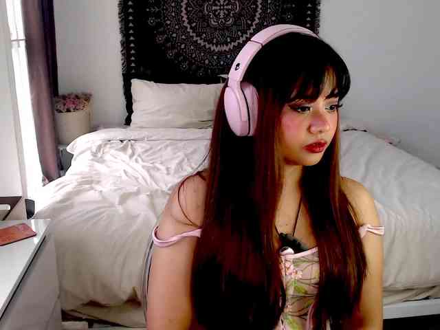 MyAsianWaifu webcam