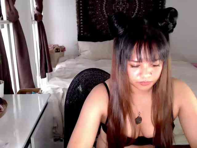 Model: MyAsianWaifu