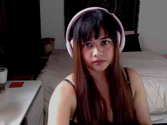 MyAsianWaifu webcam