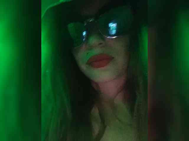 Bonnie777Clyde webcam