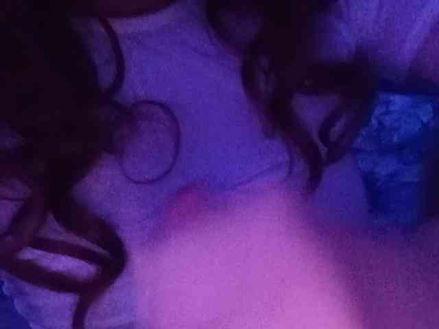 Bonnie777Clyde webcam