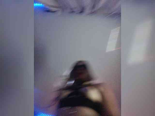 Bonnie777Clyde webcam