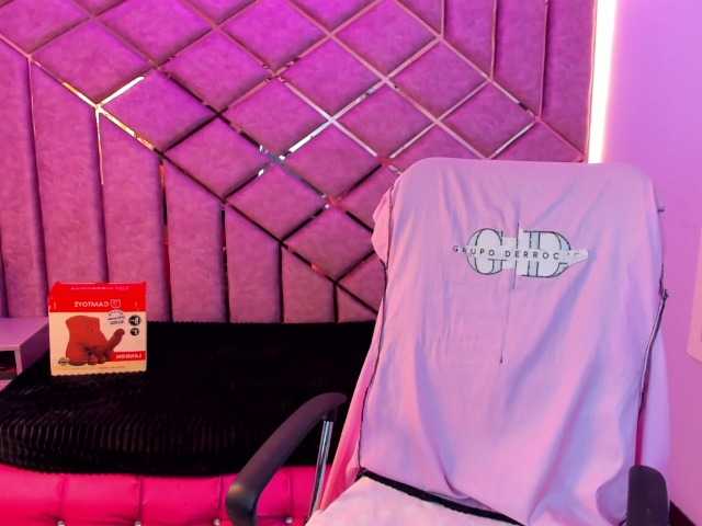 sarahsweett live cam on BongaCams