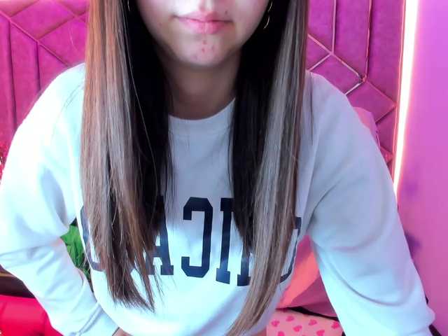 sarahsweett live cam on BongaCams