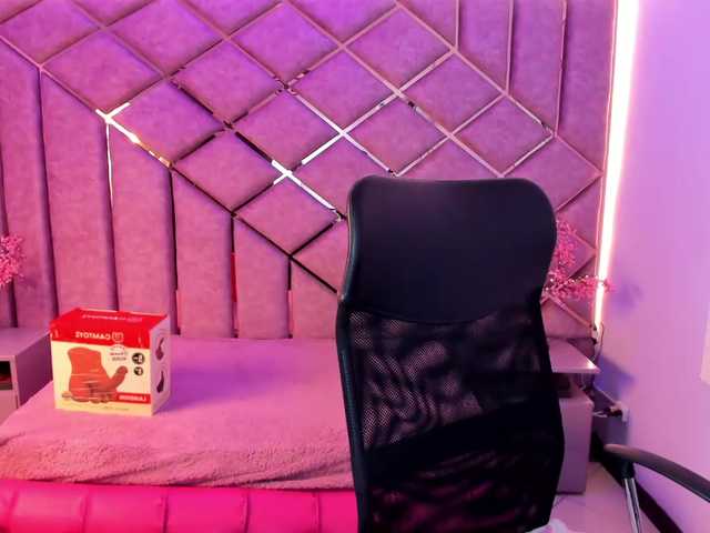sarahsweett live cam on BongaCams