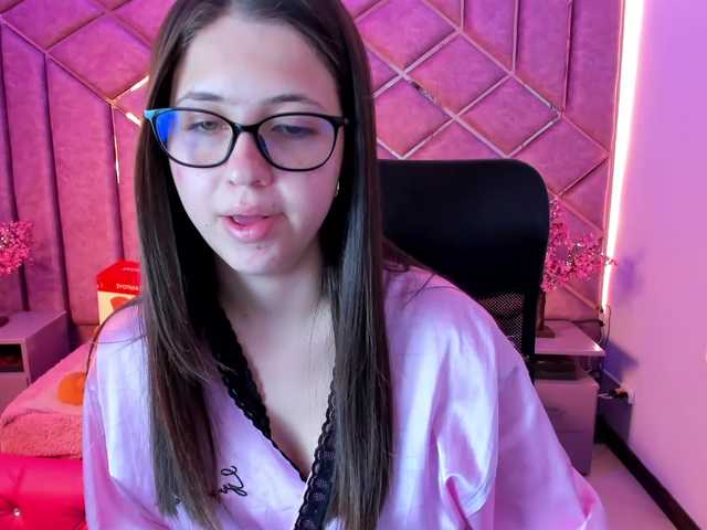 sarahsweett live cam on BongaCams