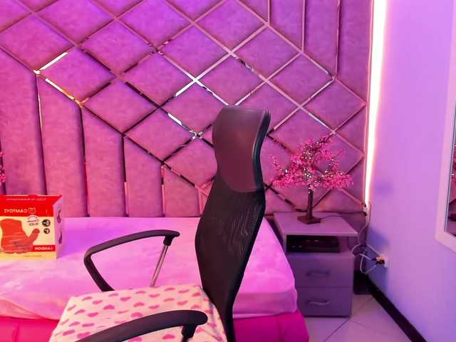 sarahsweett live cam on BongaCams