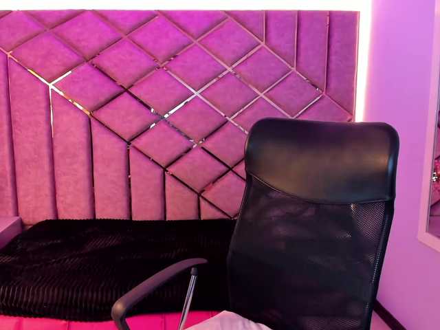 sarahsweett live webcam show