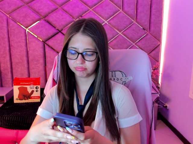 sarahsweett live cam on BongaCams