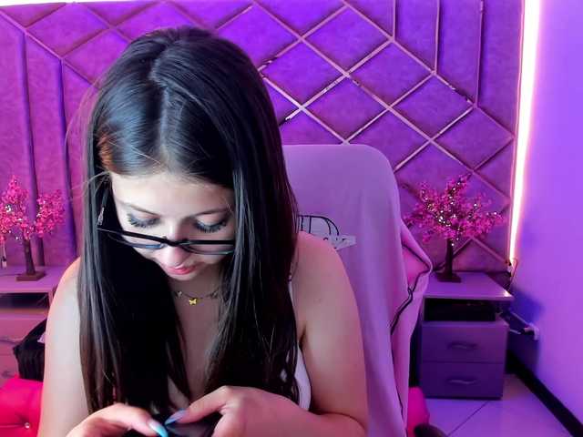 sarahsweett live cam on BongaCams