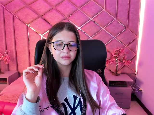sarahsweett live cam on BongaCams