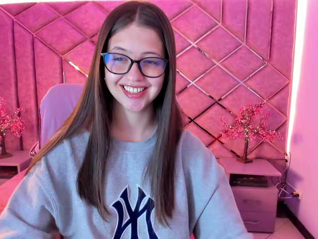 sarahsweett live cam on BongaCams