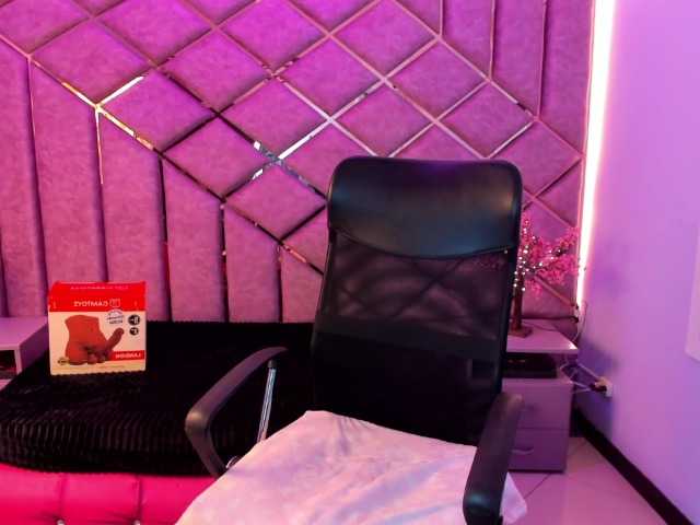 sarahsweett live cam on BongaCams