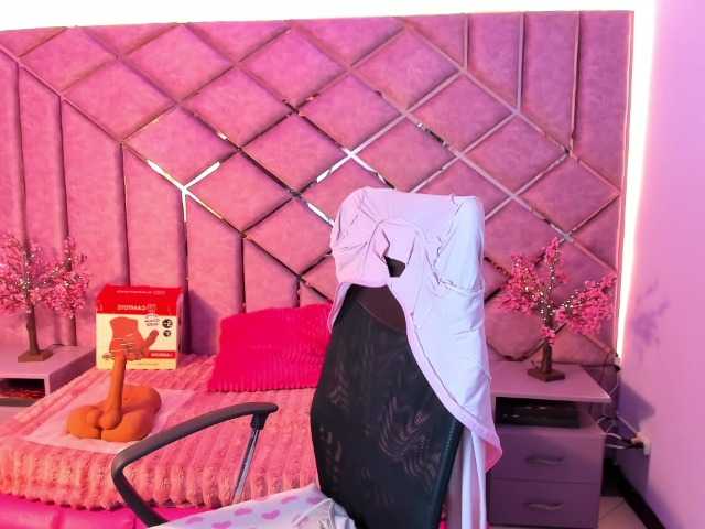 sarahsweett live cam on BongaCams