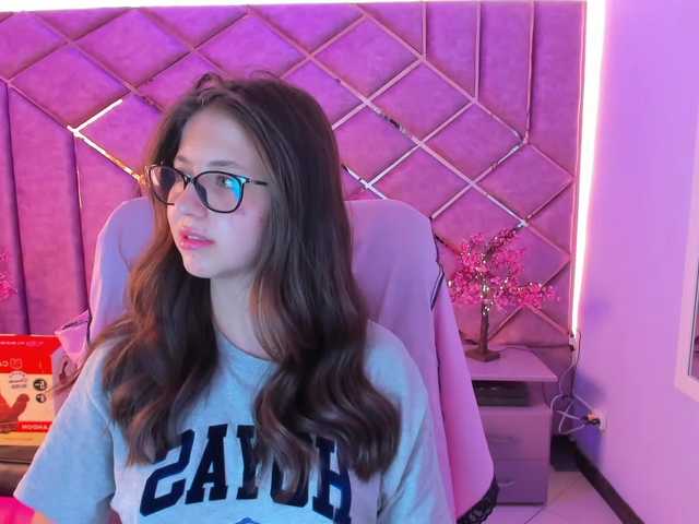 sarahsweett live cam on BongaCams