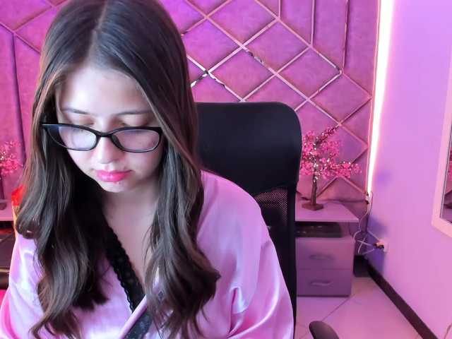 sarahsweett live cam on BongaCams