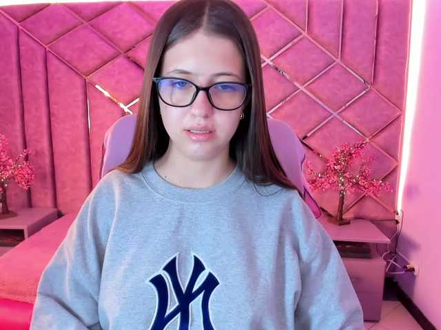 sarahsweett live cam on BongaCams