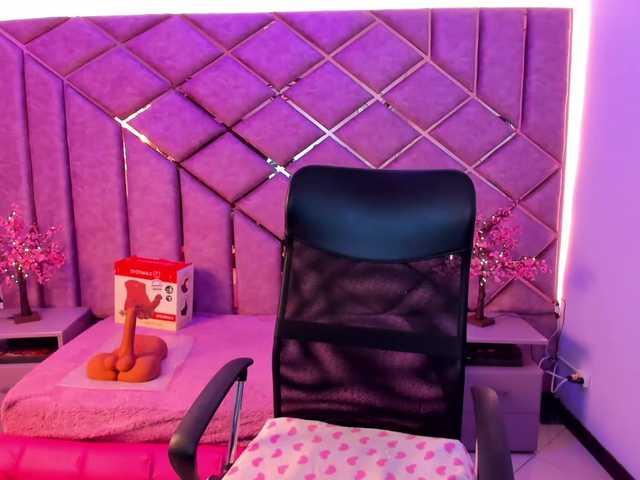 sarahsweett live cam on BongaCams