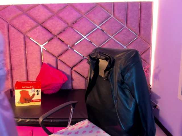 sarahsweett live cam on BongaCams