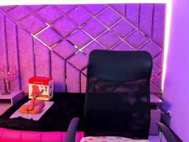 SarahSweett webcam