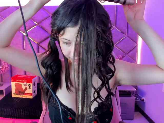SarahSweett webcam