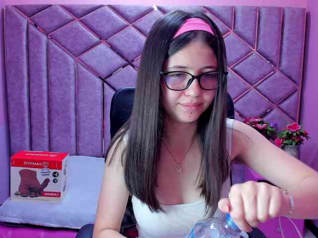 SarahSweett webcam