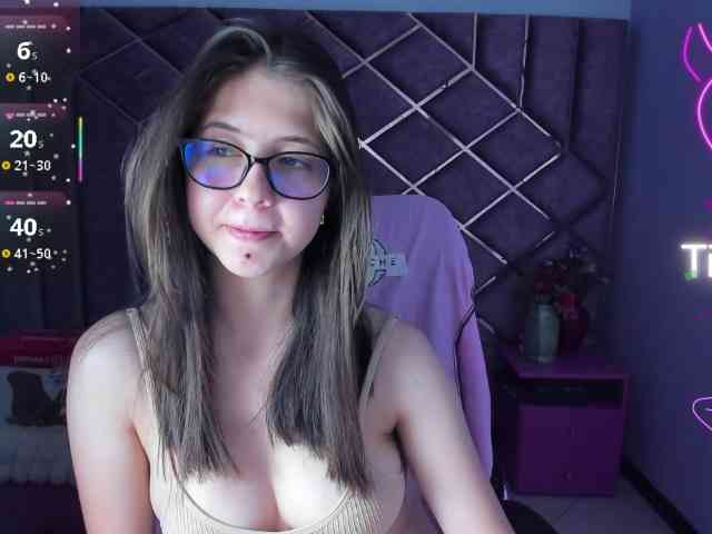 SarahSweett webcam