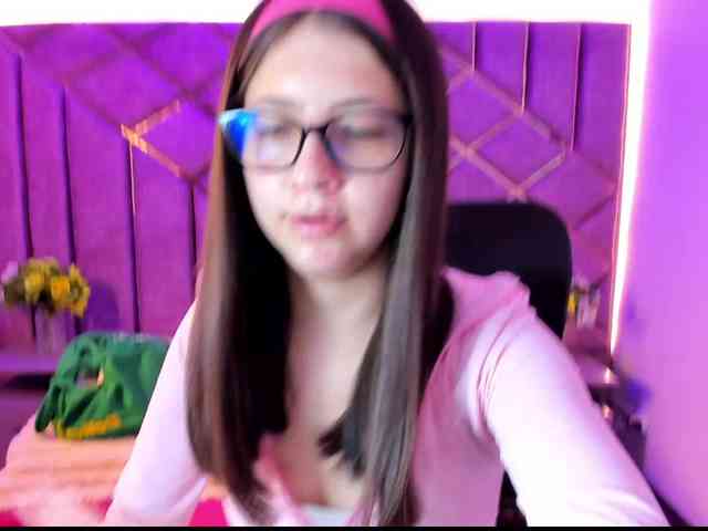 SarahSweett webcam