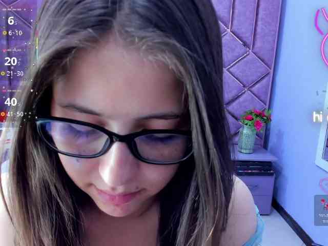 SarahSweett webcam