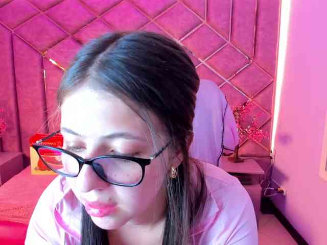 SarahSweett webcam