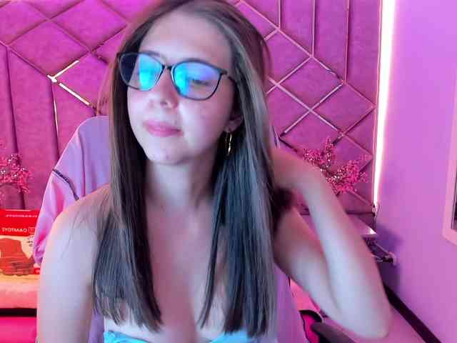 SarahSweett webcam