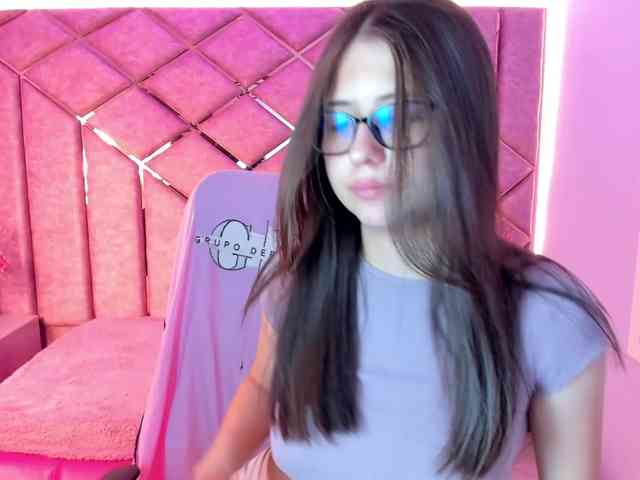 SarahSweett webcam